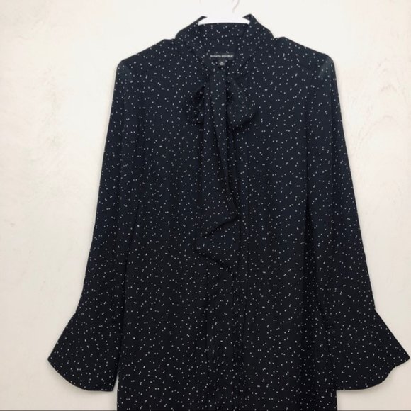 Banana Republic Dresses & Skirts - Banana Republic Polka Dot Ruffle Dress w Bow